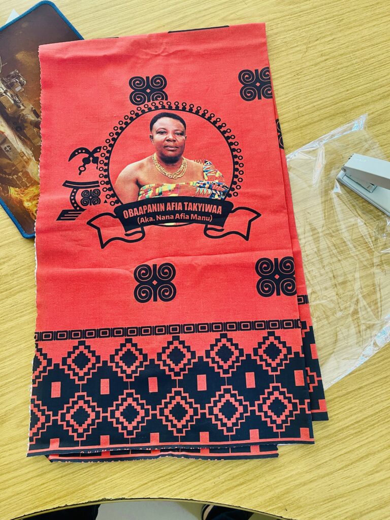 Red funeral cloth-dekells